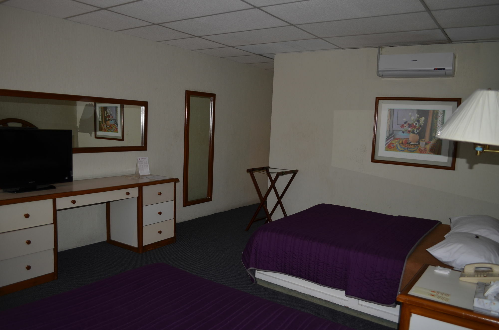 Capital O Hotel Casa Real Celaya Селая Екстер'єр фото