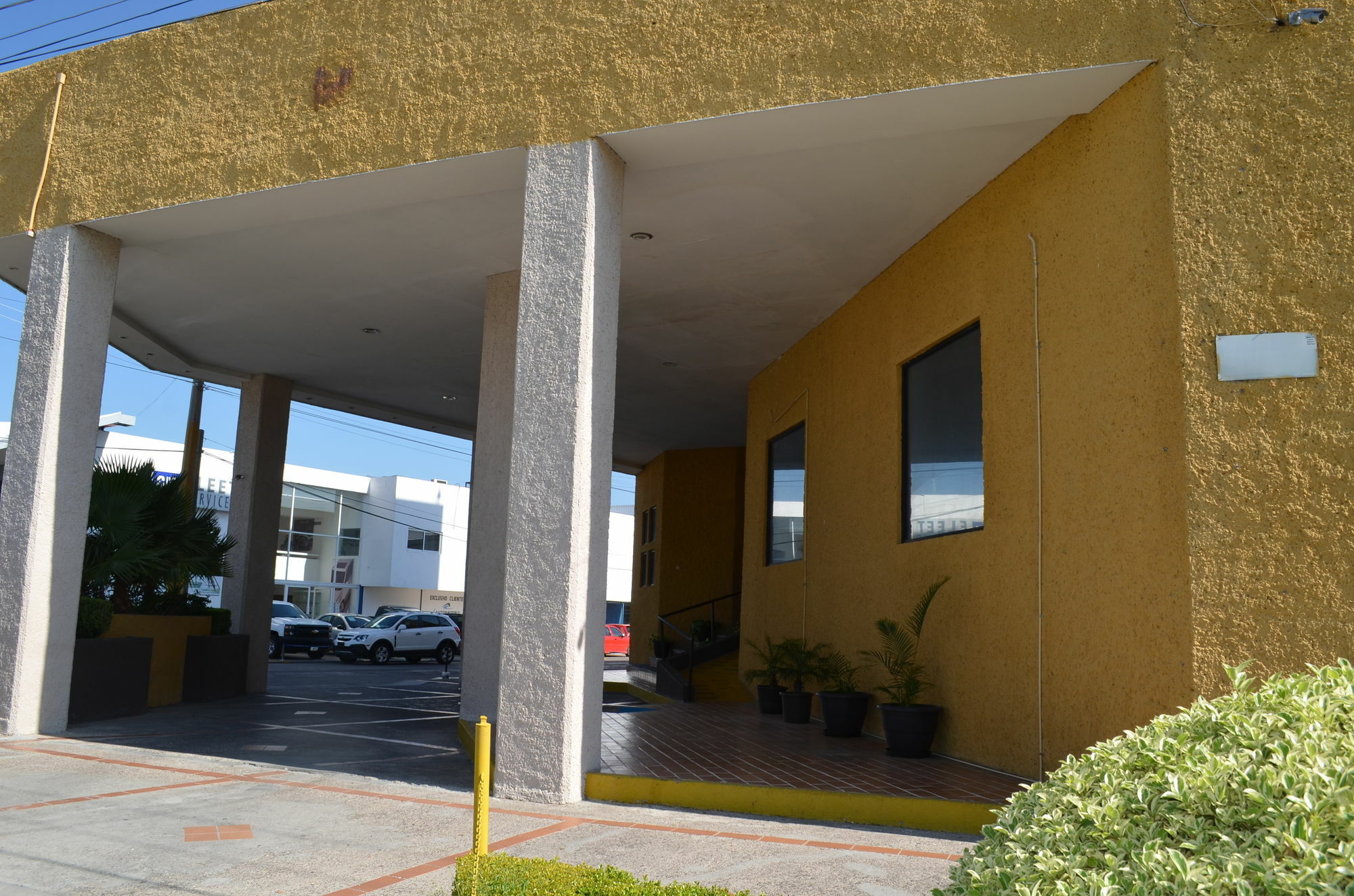 Capital O Hotel Casa Real Celaya Екстер'єр фото