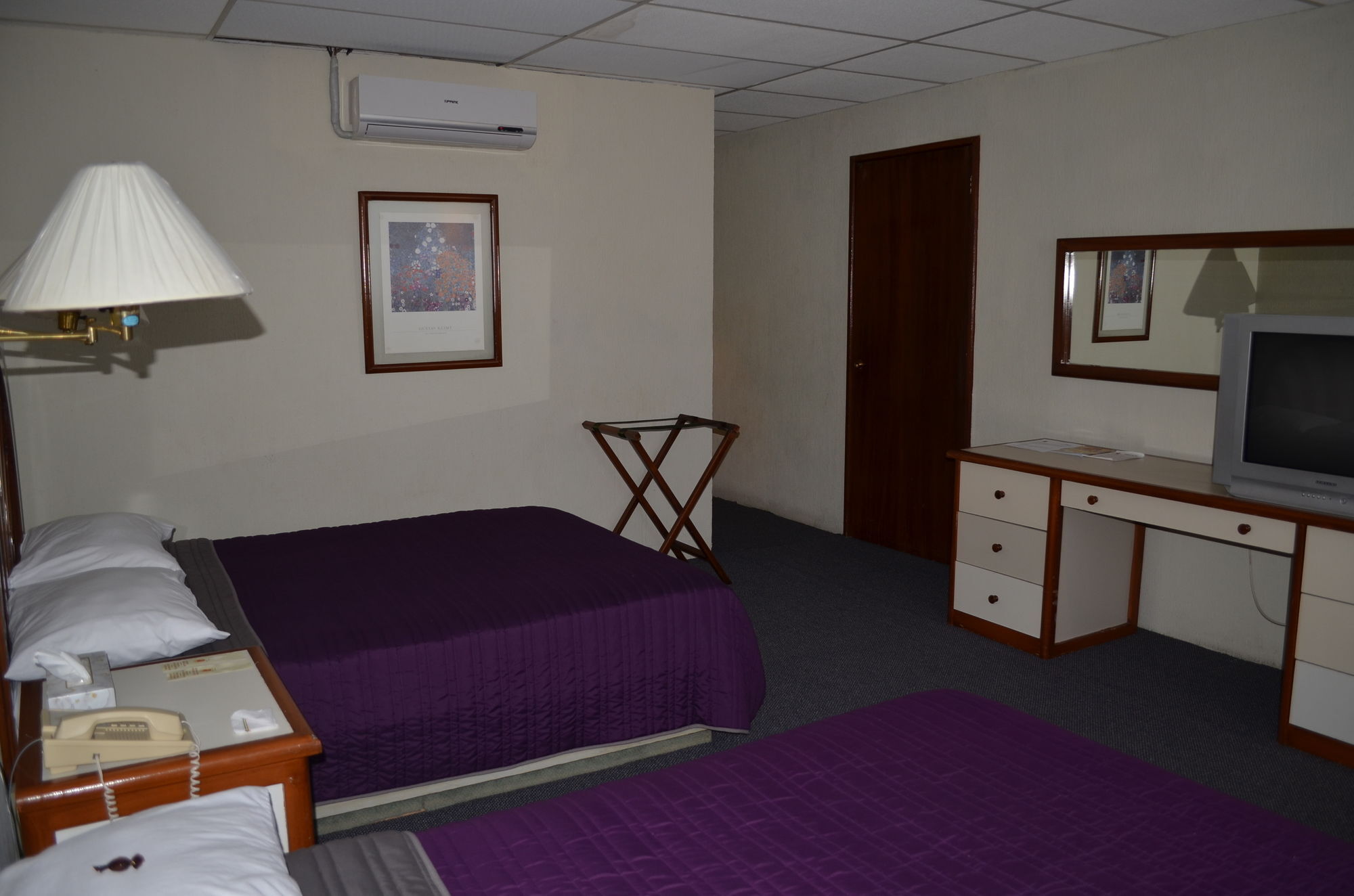 Capital O Hotel Casa Real Celaya Селая Екстер'єр фото