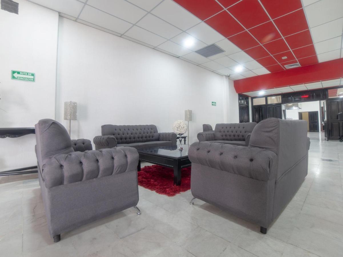 Capital O Hotel Casa Real Celaya Селая Екстер'єр фото